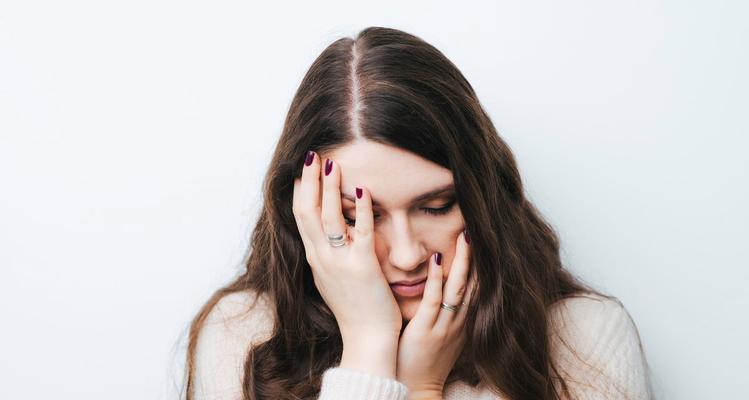 如何挽回因伤害朋友而失去的友谊（15个实用方法教你挽回朋友间的信任与感情）