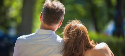 当父母反对你离婚的时候——如何面对遇到真正爱的人却被家人反对的情况（以爱为名）