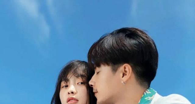 当真正爱你的男人分手时（爱情告别的无奈与坚定）