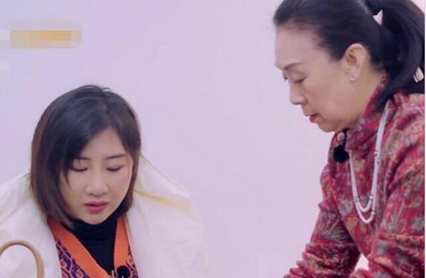 婆媳关系大揭秘（情感导师为你解读婆媳关系的真相）