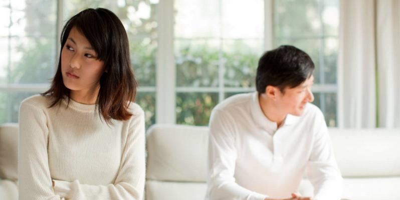 如何拯救爱情中的情感危机（掌握情感管理技巧）