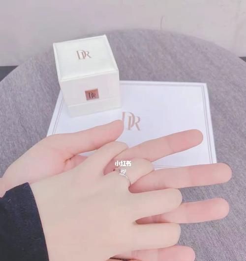 如何让男友尽快向我求婚（15个小技巧）