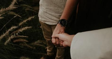 分手时男朋友态度坚决代表什么？他真的放下了吗？