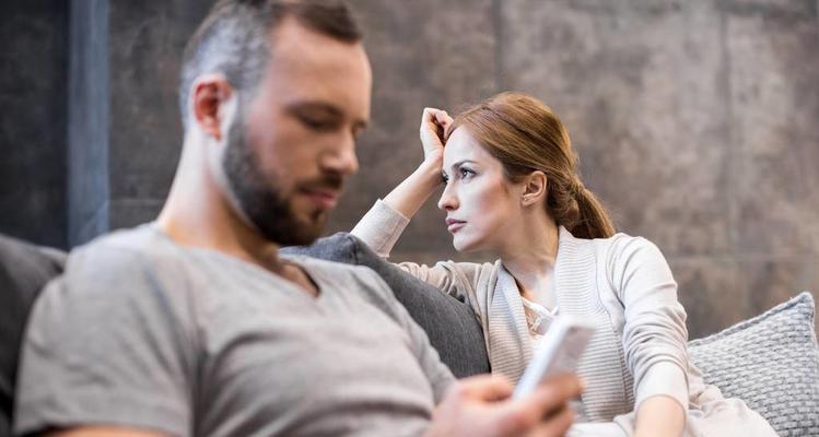 如何在挽回男友时克服心痛并避免放弃？