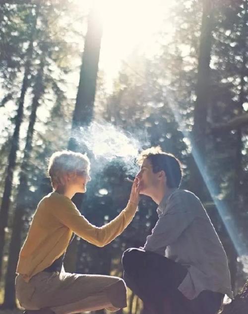 父母不同意分手了爱情亲情怎么两全？如何平衡家庭与爱情？