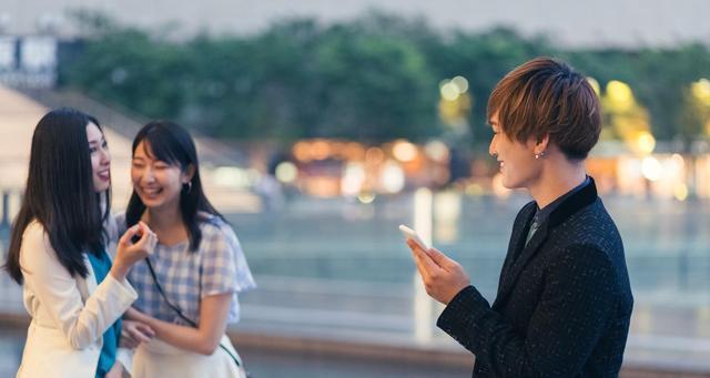 感觉男友变了怎么办？如何应对感情中的变化？
