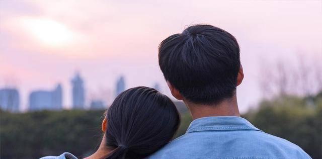 关于爱情你心里是否也有无法拥抱的人？如何面对和解决这种情感困境？