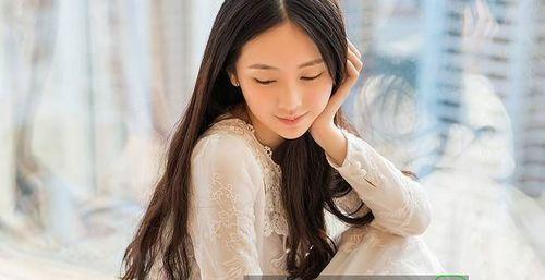 分手后挽回女朋友有新欢的正确方法是什么？