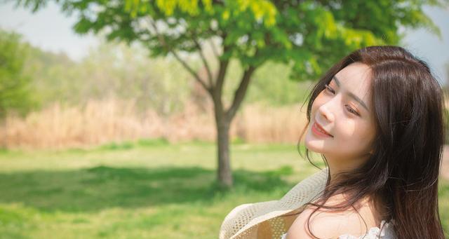 男人喜欢怎样的女人类型分析？如何根据男性偏好调整自我形象？
