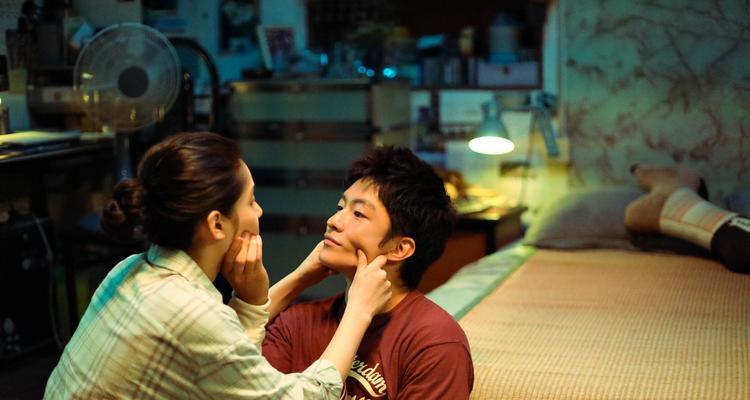 男友父亲不同意我们在一起怎么办？如何处理家庭反对的情感问题？