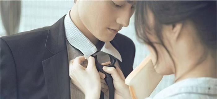 老婆出轨时怎样挽回老公？有效策略和步骤是什么？