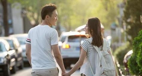 老婆婚姻出轨能挽回吗？如何修复破裂的婚姻关系？
