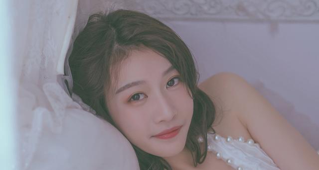 分手后女友为何还保持暧昧关系？背后的心理是什么？
