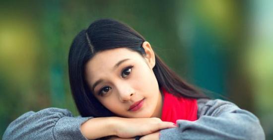 女朋友提出分手怎么办？如何处理她说自己配不上你的情况？
