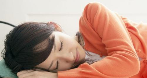 女朋友突然冷淡了该如何应对？有效沟通和解决方法是什么？
