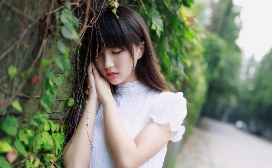 女朋友突然要离开的心理是什么？如何应对这种情况？