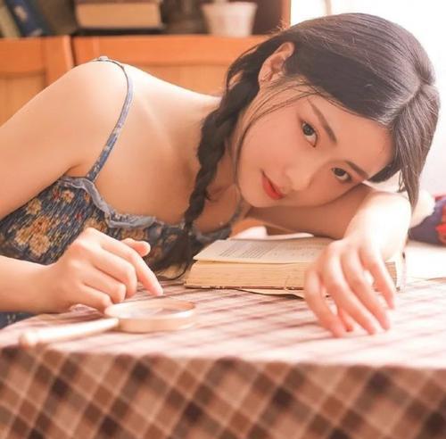 女朋友嫌我不够关心她怎么办？如何表达爱意让她感受到爱？