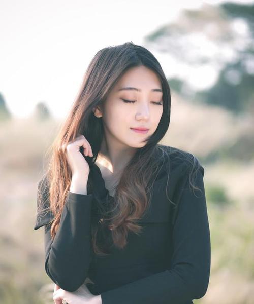 女人爱不爱你从这4个细节就能看出来？如何解读这些信号？