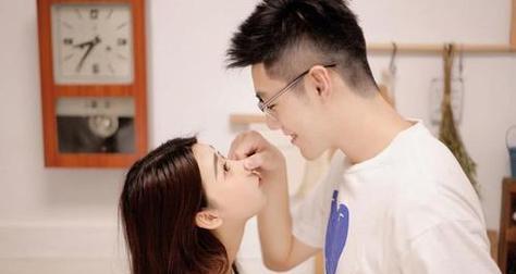 女人对情人太在乎是否值得？他心里有过你吗？