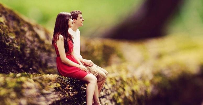 分手后女人一直暧昧意味着什么？她是否还爱着我？