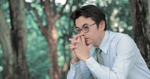 分手后挽回前男友的正确方法是什么？如何有效修复破裂的感情？
