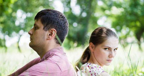 夫妻吵架闹离婚！妻子如何挽回老公的心？