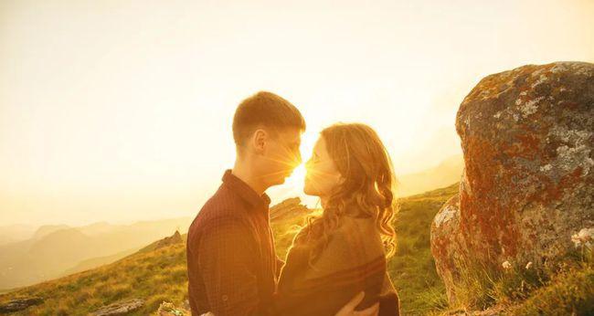 夫妻吵架时如何避免说出伤害感情的狠话？