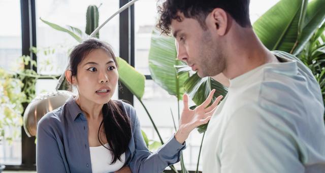 夫妻吵架时最忌讳的三件事是什么？如何避免这些行为导致的矛盾升级？