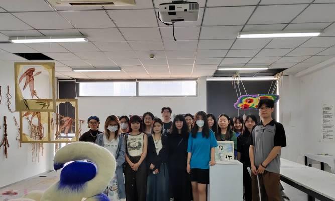表白信怎么写？如何通过文字表达真挚情感？
表白短信怎么发