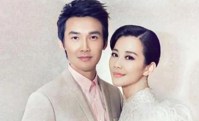 姐弟恋不被看好怎么办？如何赢得婆婆的欢心？
