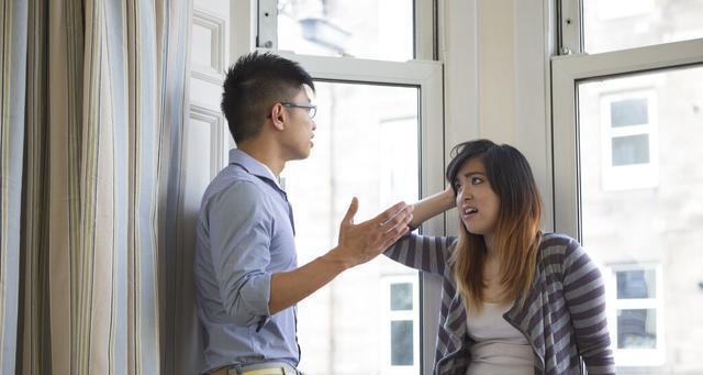 夫妻闹离婚怎样挽回？有效沟通和调解的策略是什么？