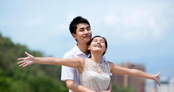 夫妻如何提升婚姻幸福度？有效沟通和共同活动是关键吗？