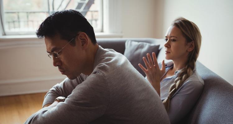 离婚时家产如何分配？一方有外遇情况下应注意哪些问题？