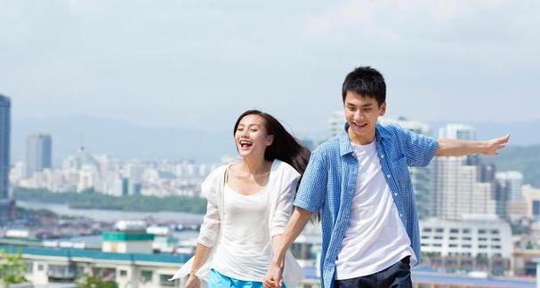 复合后男友变得不主动？分析背后可能的原因及应对策略