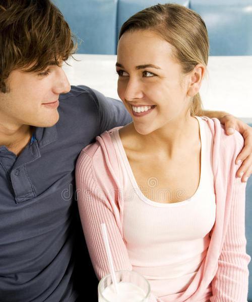 男友第二次分手还有机会复合吗？如何挽回破裂的感情？