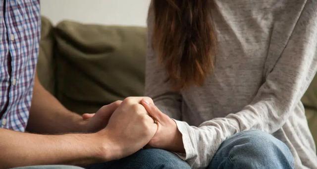 分手后挽回男友的正确方法是什么？