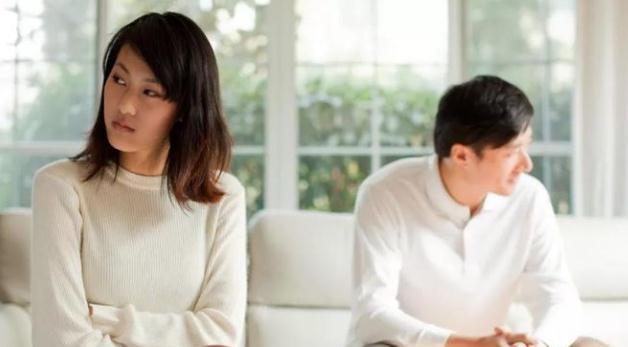 如何处理男友提出的分手？挽回关系的有效方法是什么？