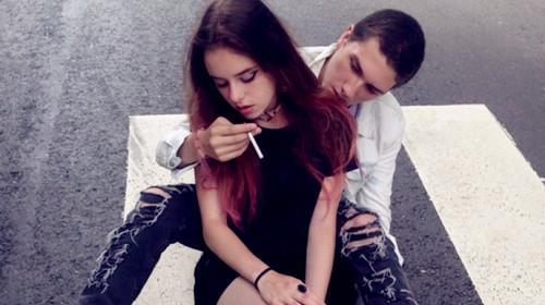 女人必看！男人说谎时有哪些破绽？如何识别？