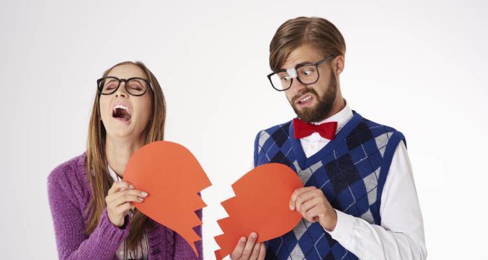 分手后女生给你机会的表现是什么？如何识别并把握这些信号？