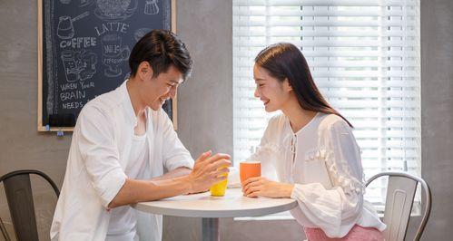 分手后女生给你机会的表现是什么？如何识别并把握这些信号？
